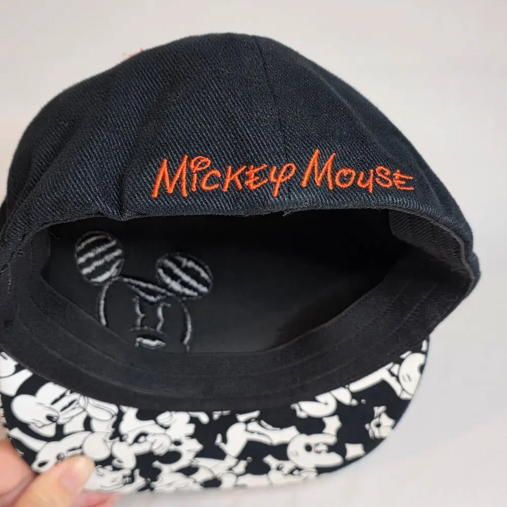 Youth 54-57cm Disney Parks Cap Hat Mickey Mouse Black Red White